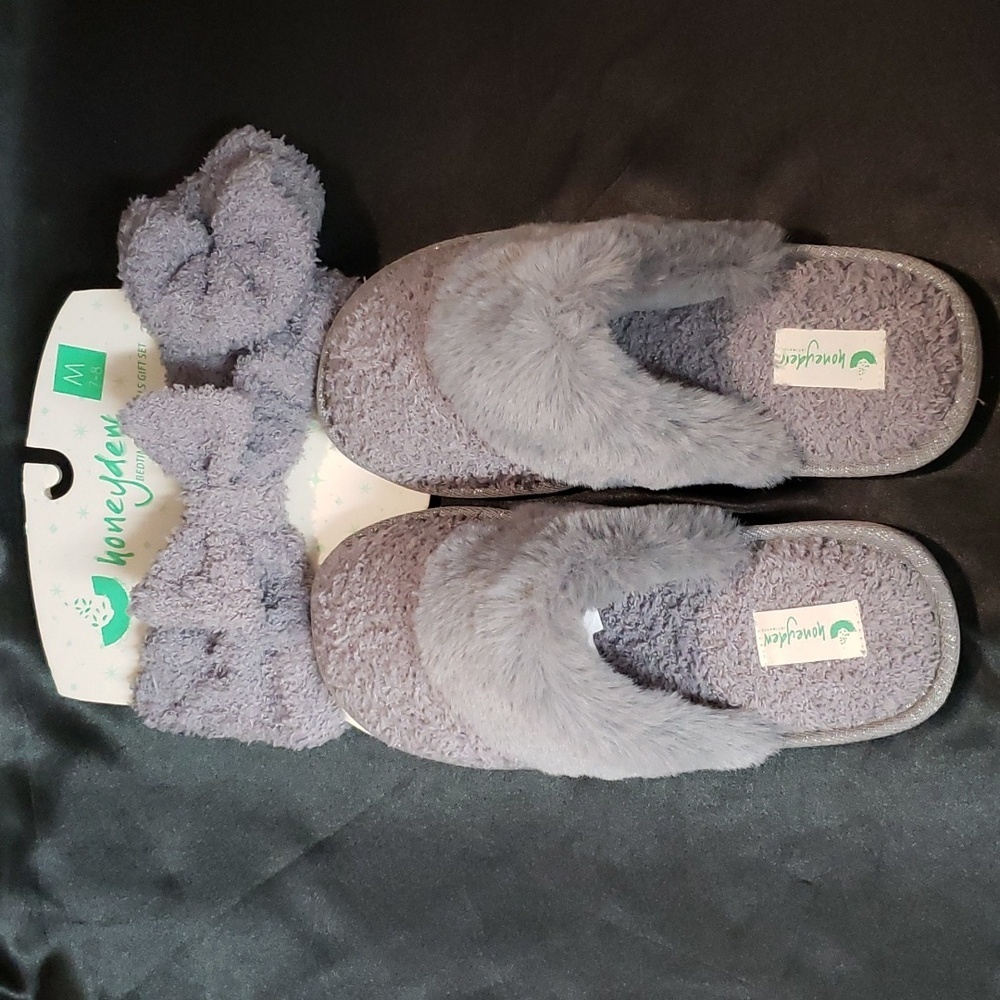 Honeydew Bedtime Essentials Gift Set; slippers, scrunchie and hair band